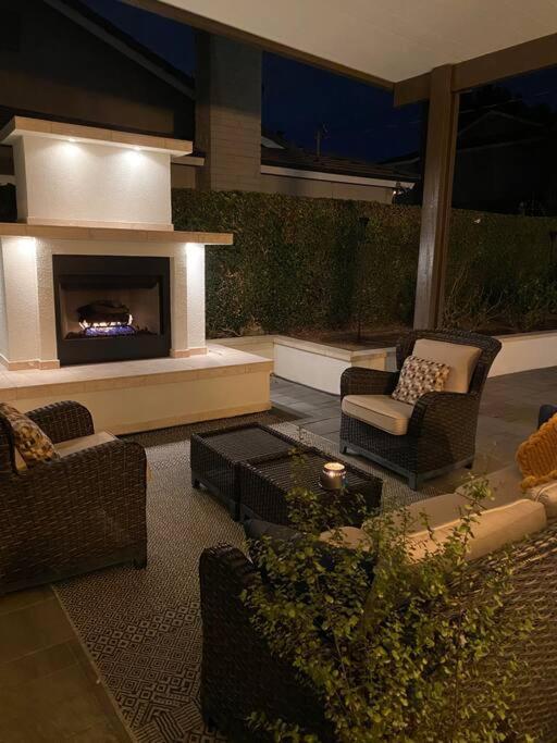 Private Heated Pool Oasis/Disney/Retro Arcade/Gym Placentia Ngoại thất bức ảnh